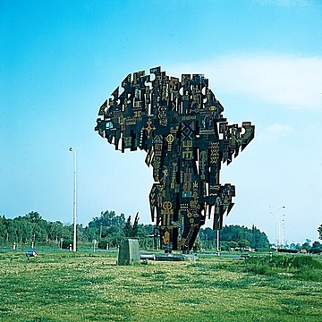 Algerien, Algier, Afrika-Denkmal nahe dem Flughafen