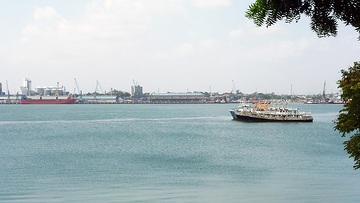 Tansania. Daressalam, Hafen und Schiffe