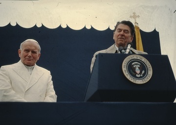 Zwischenstation während der Asien-Reise von Papst Johannes Paul II 2.-12. Mai 1984